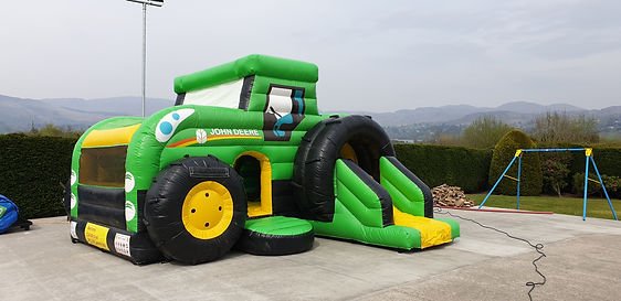The John Deere Tractor Castle photo 3